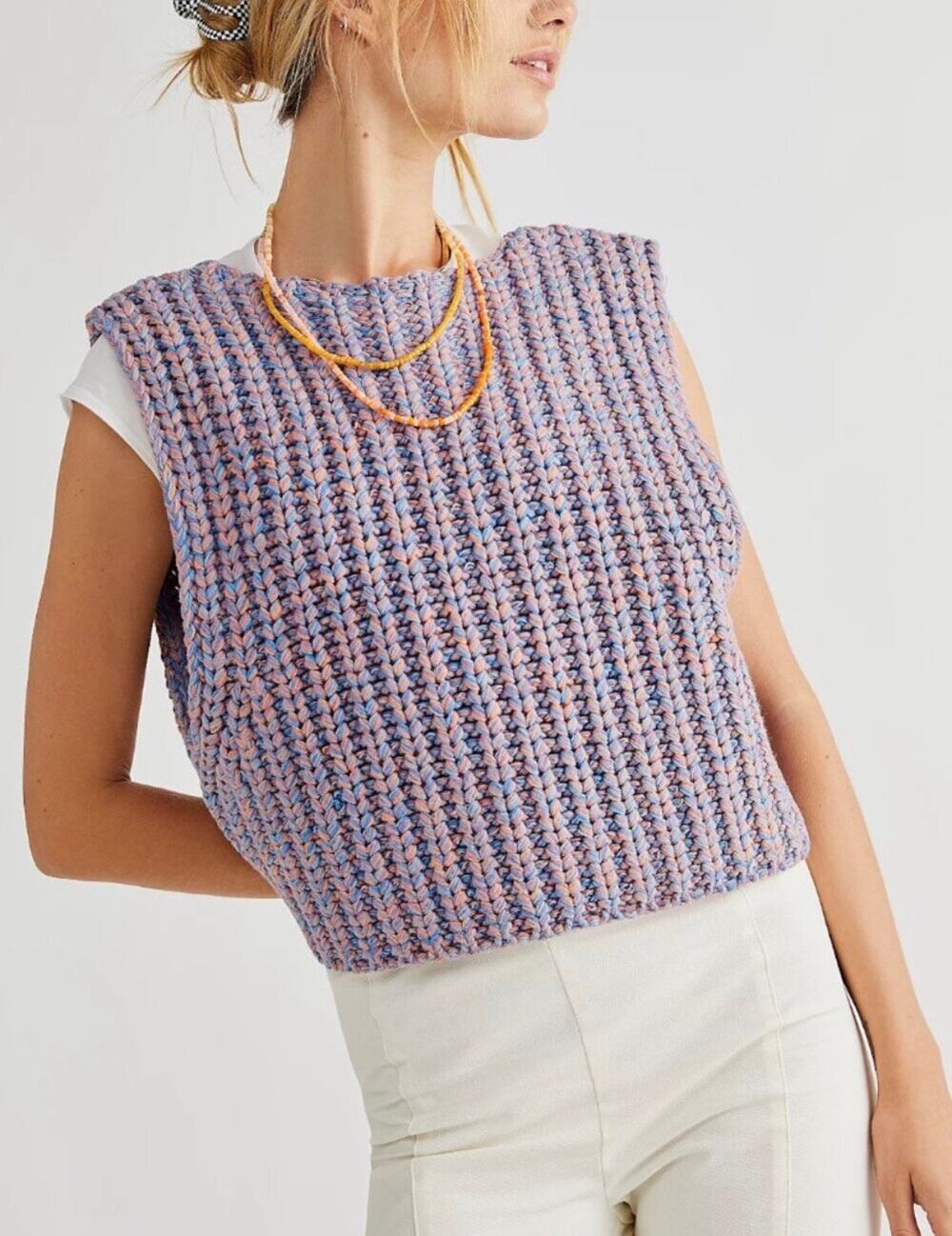 Free People Hoopla Vest Boxy Chunky Knit Top w/ V-Back Design - Size Medium
